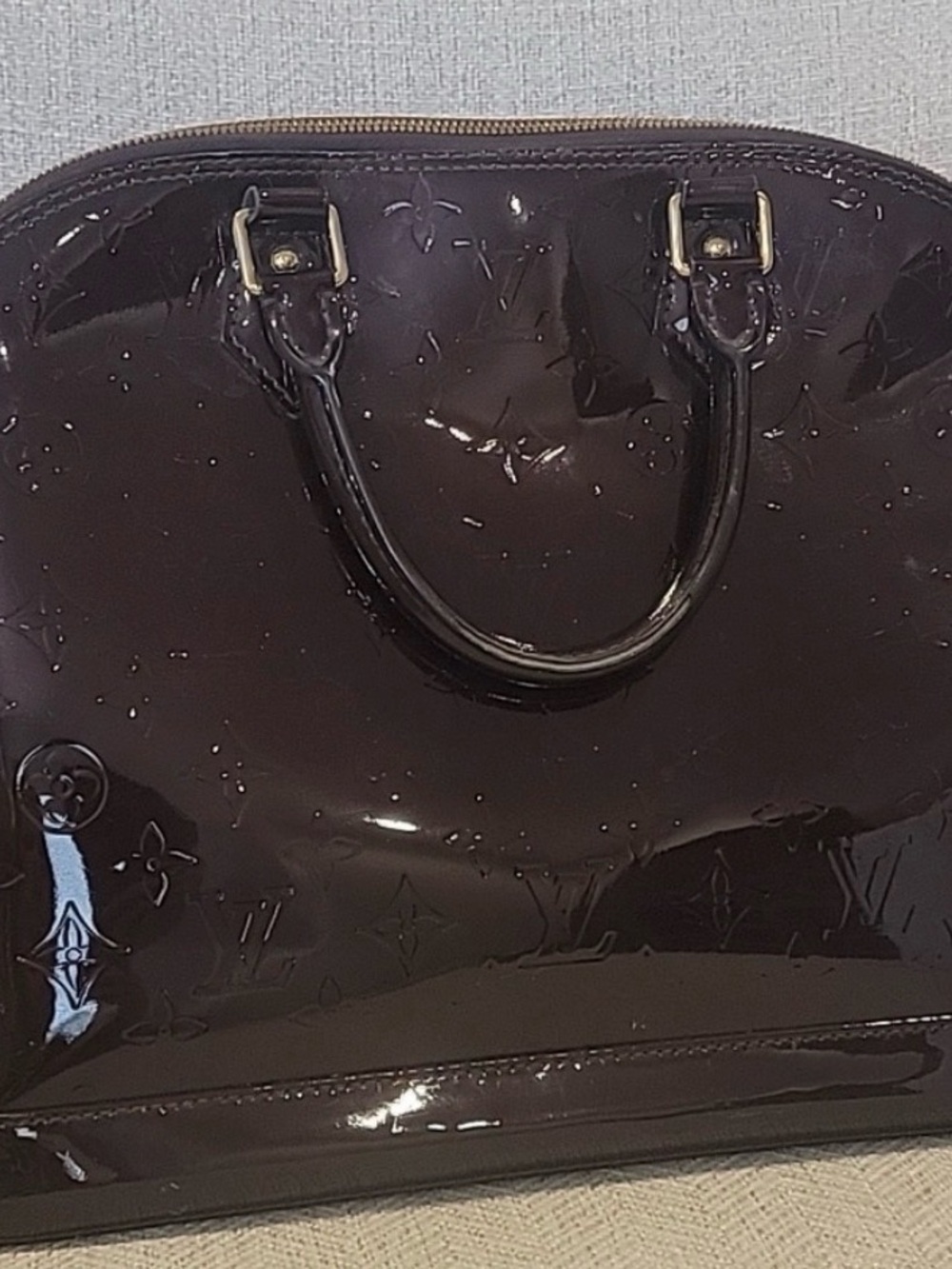 Louis Vuitton Vernis Alma MM Satchel in Dark Brown Patent